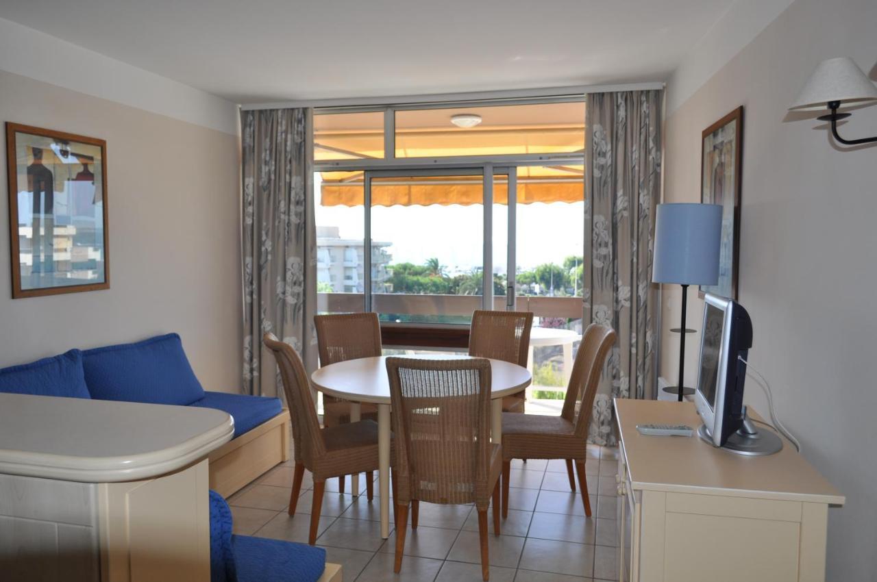 Inter-Residences Heliotel Marine Saint-Laurent-du-Var Ngoại thất bức ảnh
