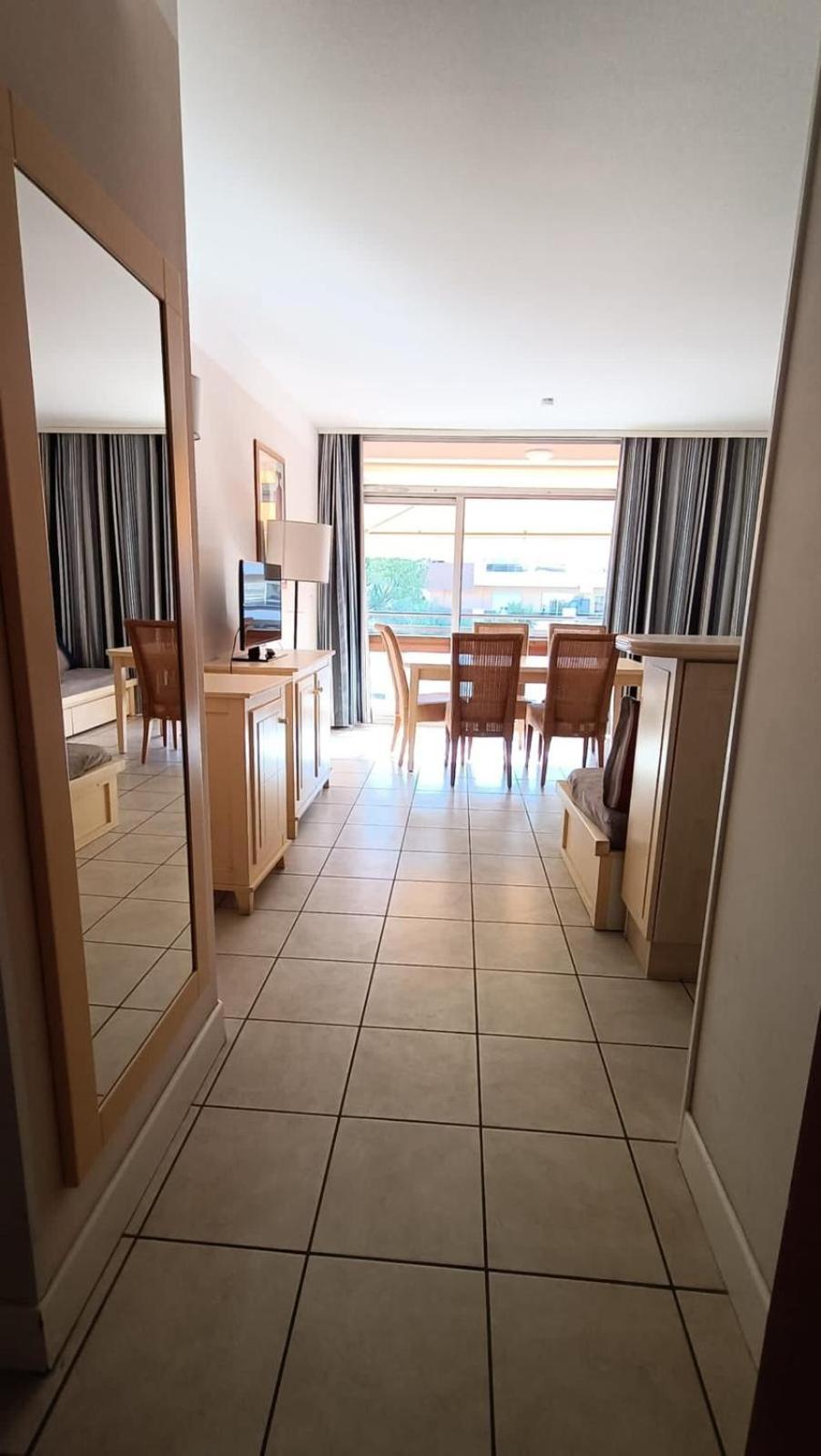 Inter-Residences Heliotel Marine Saint-Laurent-du-Var Ngoại thất bức ảnh